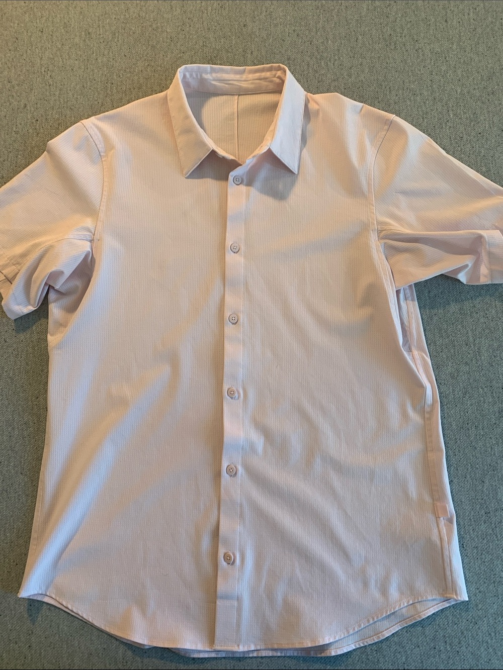 Men's Lululemon Light Pink Short-Sleeve Button-Up Shirt